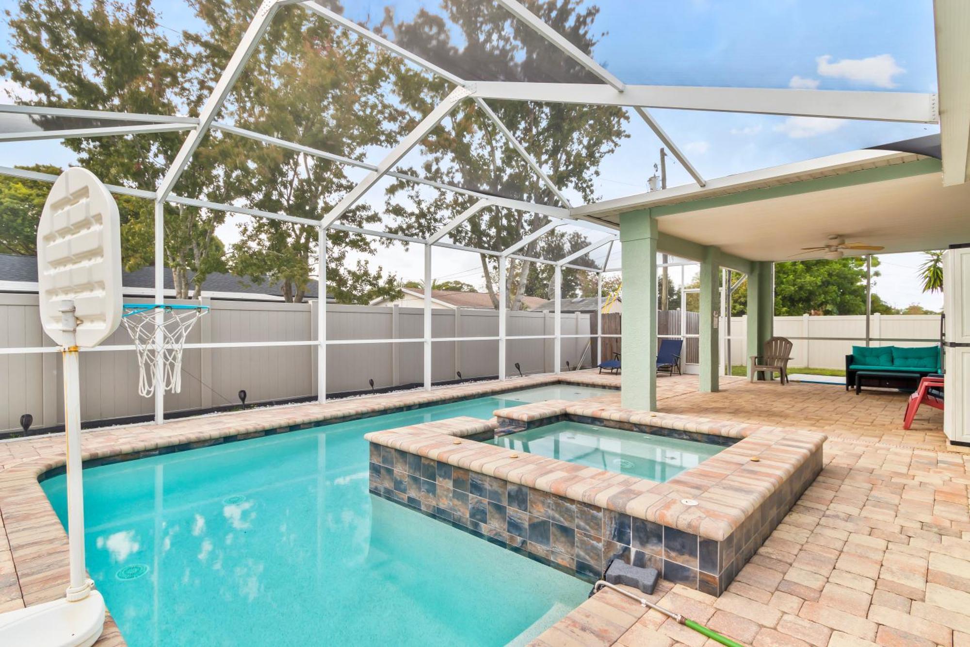 Saltylux16 Heated Saltwater Pool, Near Beach, Honeymoon Island, Farmer Market Clearwater Esterno foto